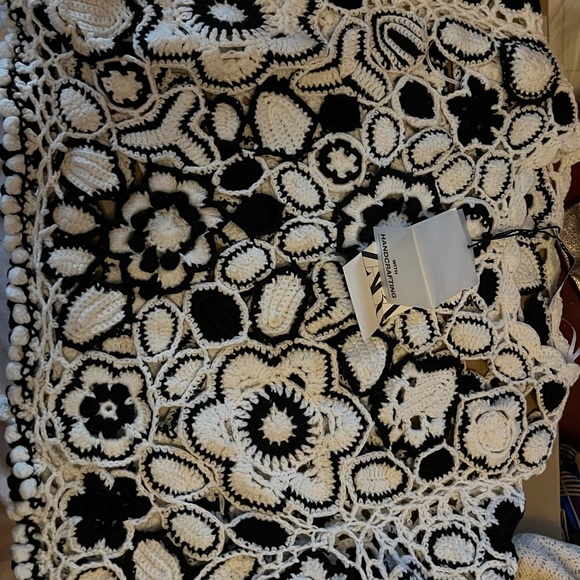 ZARA CROCHETED POM POM SWEATER - Picture 4 of 4